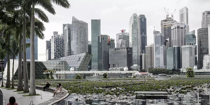 Die Handelsnation Singapur hat schwer unter der Corona-Pandemie gelitten. (Archivbild) Coronavirus