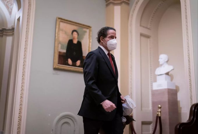 Raskin sagte, ein Präsident müsse sich bis zum letzten Tag im Amt für seine Taten verantworten. Impeachment