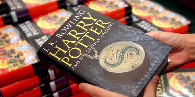 Laut Gerüchten plant Warner Bros ein Game, das im Harry Potter-Univresum spielt. Harry Potter