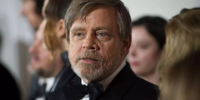 Mark Hamill bedauert seine Kritik am neuen Star-Wars-Film. Mark Hamill bedauert seine Kritik am neuen Star-Wars-Film.