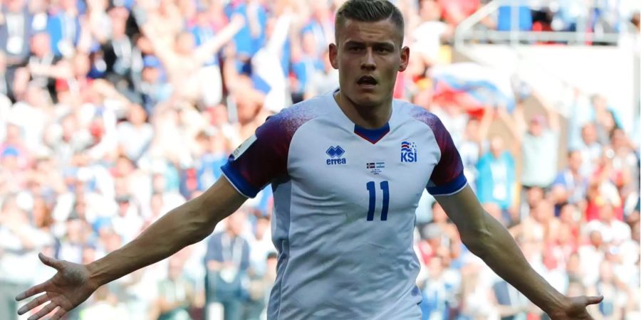 Alfred Finnbogason erzielt das allererste isländische WM-Tor.