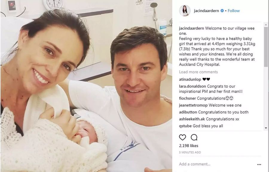 Die neuseeländische Premierministerin Jacinda Ardern und ihren Partner Clarke Gayford mit ihrem Baby.