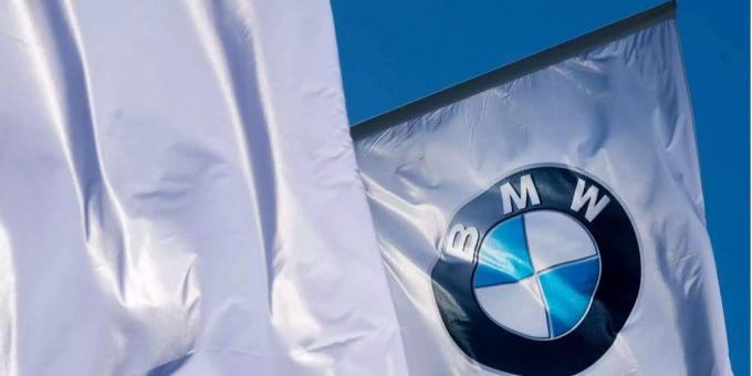Der Autobauer BMW, der in seinem Werk in Oxford den Mini produziert, erwartet für den Fall deutliche Einschnitte. BMW