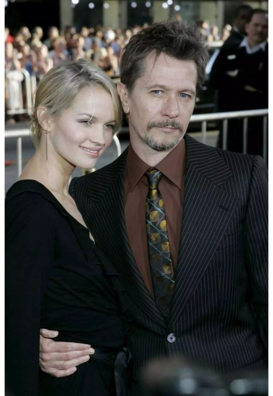 Gary Oldman und seine dritte Ehefrau Donya Fiorentino 2005 in Hollywood.