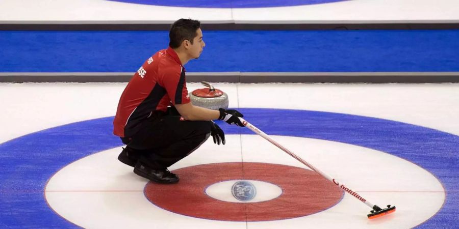 Das Curling-Team um Skip Marc Pfister kassiert zwei Niederlagen. (Archivbild)