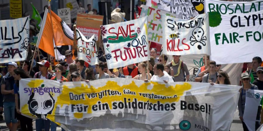 Am diesjährigen «March against Monsanto» haben über 2000 Personen teilgenommen.