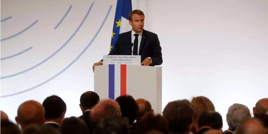 Emmanuel Macron, Präsident von Frankreich, hält eine Rede während der jährlichen französischen Botschafterkonferenz im Elysee-Palast.