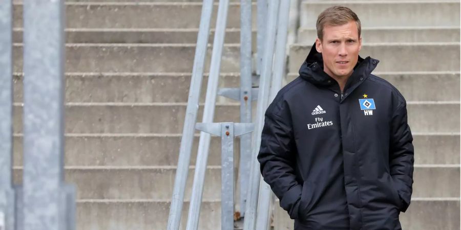 Hannes Wolf, der neue HSV Trainer, kommt zu seinem ersten Training mit der Mannschaft auf dem Trainingsplatz vor dem Leistungszentrum des HSV.