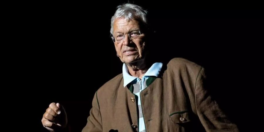Gerhard Polt bleibt ganz gelassen: «Ich bin ja erst 78.». Foto: Sven Hoppe/dpa