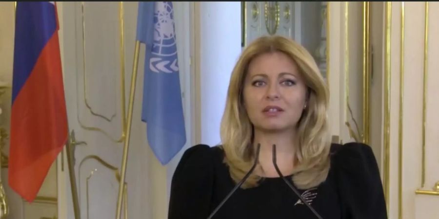 SCREENSHOT - Zuzana Caputova, Präsidentin der Slowakei, spricht während einer vorab aufgezeichneten Videobotschaft, die anlässlich des zweiten Tags der Generaldebatte der 75. UN-Vollversammlung gezeigt wird. Foto: Uncredited/UNTV/AP/dpa - ACHTUNG: Nur zur redaktionellen Verwendung im Zusammenhang mit der aktuellen Berichterstattung und nur mit vollständiger Nennung des vorstehenden Credits