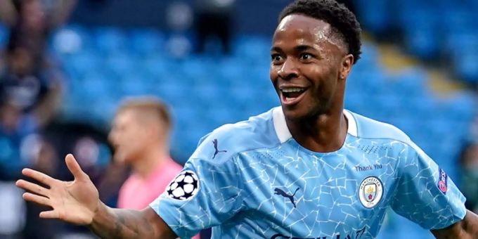 Raheem Sterling von Manchster City jubelt nach seinem Tor. Manchester City Sterling