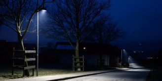 Gemeinde - Die Kirche Henggart wird wieder beleuchtet