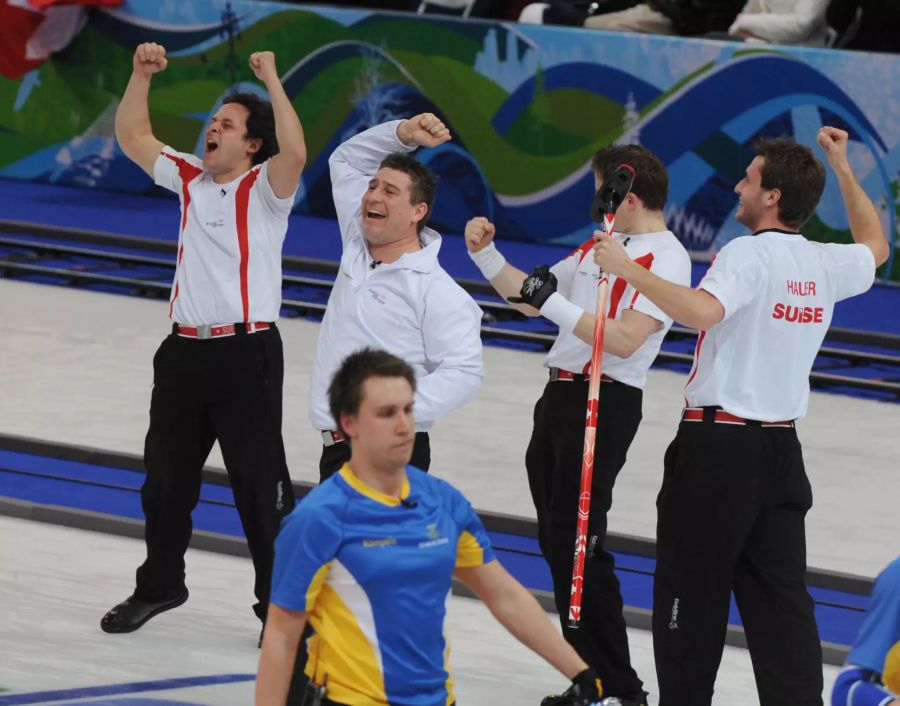 Markus Eggler, Jan Hauser, Anton Müller, Ralph Stöckli und Simon Strübin holen in Vancouver Silber