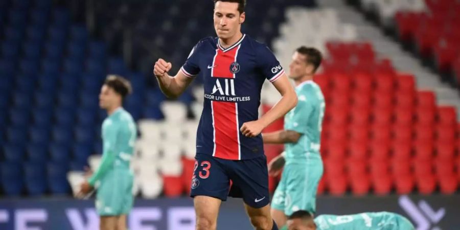 Auch Julian Draxler (M.) traf für PSG beim Sieg gegen Angers. Foto: Franck Fife/AFP/dpa