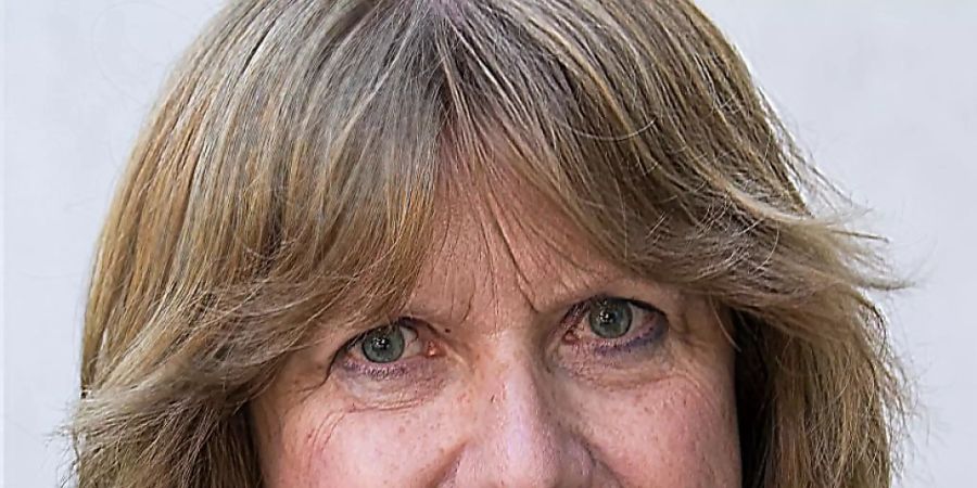 Die Autorin Therese Bichsel zeigt in ihrer Romanbiografie über Anna Seilerin, die Stifterin des Berner Inselspitals, wie viel Macht eine Frau bereits im Mittelalter entfaltet hat, indem sie sich auf ihre eigenen Werte besonnen hat.