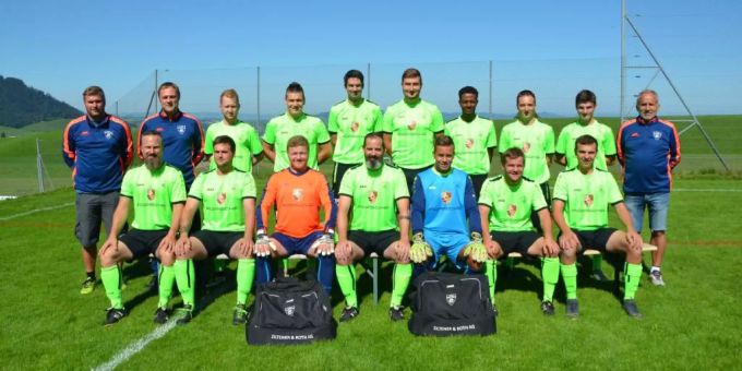 Die erste Mannschaft des FC Schindellegi-Feusisberg. Schindellegi Feusisberg