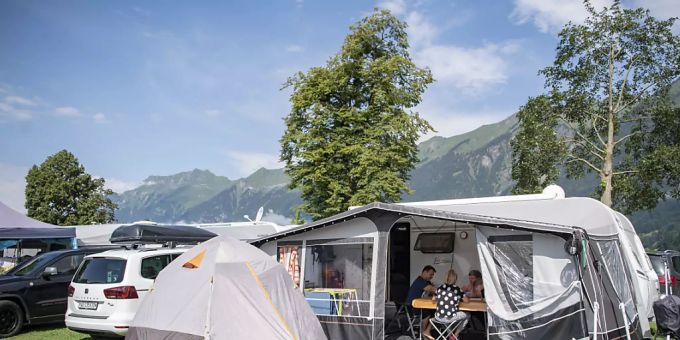 Weiterhin deutlich über dem Vor-Corona-Niveau bewegten sich die Übernachtungen auf den hiesigen Campingplätzen. Gegenüber dem Vorjahr gab es einen Anstieg von 1,5 Prozent. (Symbolbild) parahotellerie