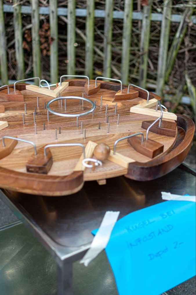 Auch ein Kugelspiel konnte man beim Markt finden.