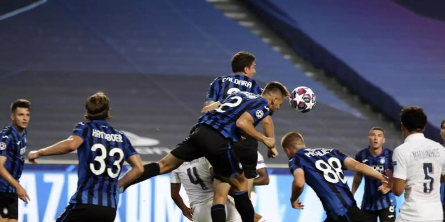 Lange Zeit sah es so aus, als behielte Atalanta gegen PSG die Oberhand. Foto: Rafael Marchante/Pool Reuters/AP/dpa