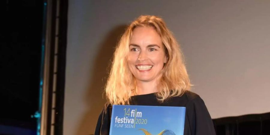 Nina Hoss erhielt beim Fünf Seen Filmfestival den Hannelore-Elsner-Schauspielpreis. Foto: Ursula Düren/dpa