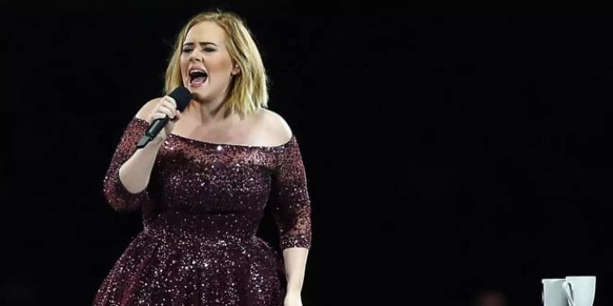Sängerin Adele lässt ihre Fans auf neue Musik warten. Adele