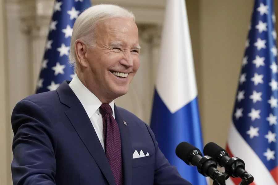 Joe Biden konnte sich an der Pressekonferenz einen Witz über Prigoschin nicht verkneifen.