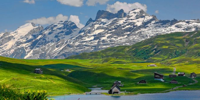grüne Wiesen Markenzeichen Schweiz