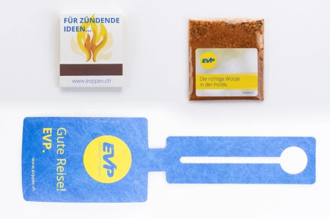 Mal witzig, mal gewagt: Hat die EVP etwa den Trend zur Flugscham verpasst? EVP Giveaways Wahlen 2023