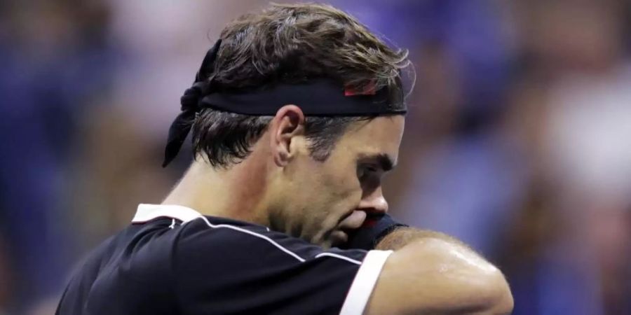 Roger Federer schied bei den US Open überraschend aus. Foto: Charles Krupa/AP