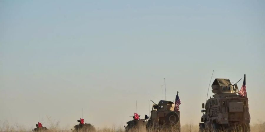 Patrouille türkischer und US-Truppen in Syrien