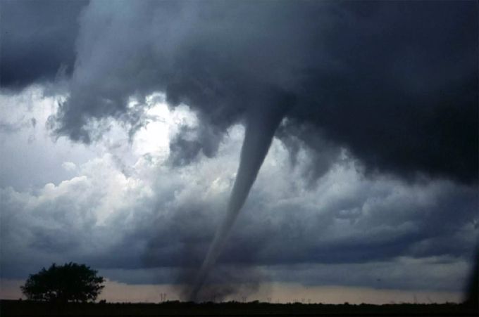 Dass es sich in Luxemburg um einen Tornado handelte, wurde vom Wetterdienst bestätigt (Symbolbild). Tornado Luxemburg