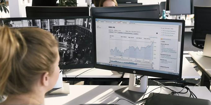 Die Schweizer Börse im Hoch: Der Leitindex SMI hat bei 9'790,11 Punkten ein neues Allzeithoch erreicht. (Archiv) Swiss Market Index