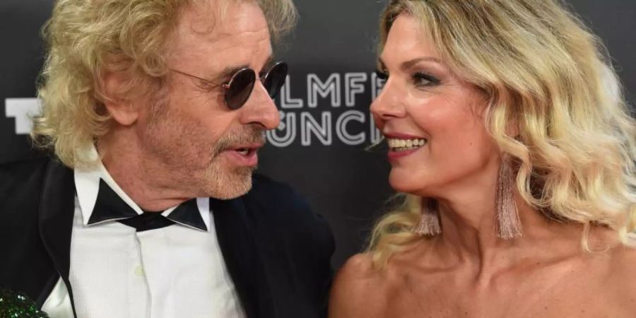 Thomas Gottschalk und seine Freundin Karina Mross beim Filmfest München. Foto: Felix Hörhager