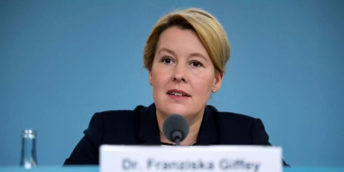 Bundesfamilienministerin Franziska Giffey (SPD) Bundesfamilienministerin Franziska Giffey (SPD)