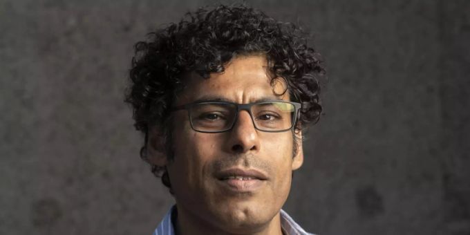 In der Schweiz entdeckte der irakische Schriftsteller Usama Al Shahmani das Wandern - in seiner Heimat gibt es nicht einmal ein Wort dafür. Al Shahmani