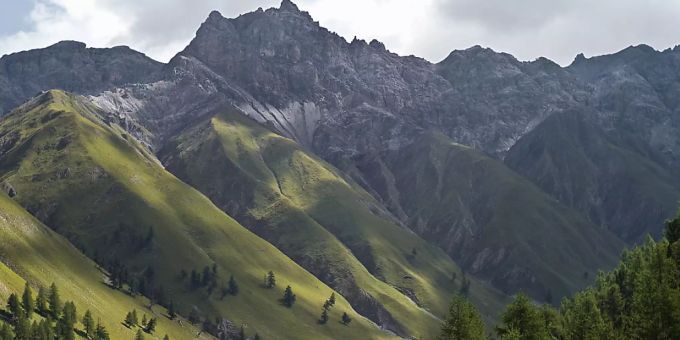 Die Val Trupchun im Schweizerischen Nationalpark ist nach wie vor ein Besuchermagnet (Archivaufnahme). Die Val Trupchun im Schweizerischen Nationalpark ist nach wie vor ein Besuchermagnet (Archivaufnahme).