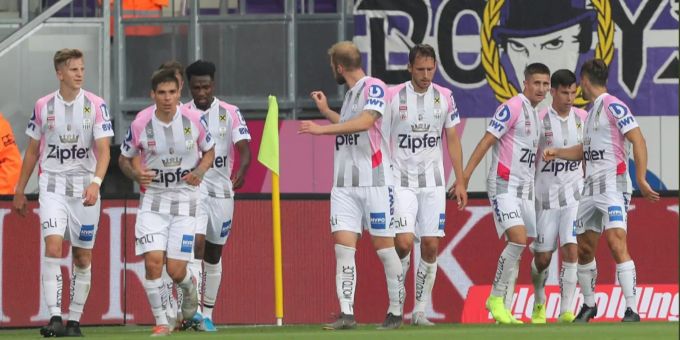 Die Spieler von LASK feiern einen Treffer. (Archivbild) LASK Punkte