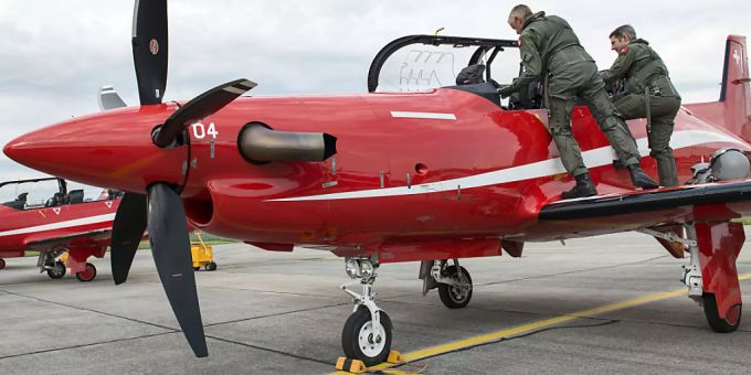 Verbot für das Support-Angebot von Pilatus in Saudi-Arabien und den arabischen Emiraten: Ein Schulungsflugzeug PC-21, hier in Emmen LU. (Archivbild) Saudi-Arabien