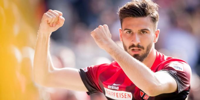 Kemal Ademi unterschreibt in Basel einen Vertrag bis 2023. FCB