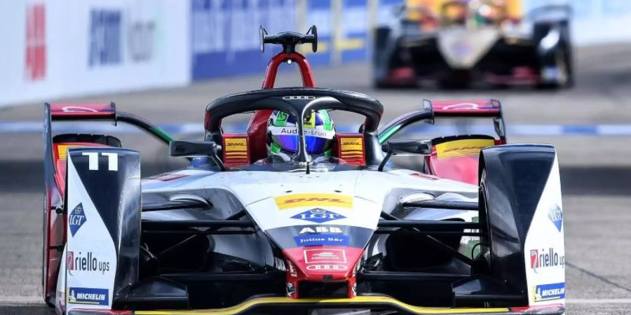 Lucas di Grassi vom Team Audi Sport ABT Schaeffler hat das Formel-E-Rennen in Berlin gewonnen. Foto: B. Pedersen/dpa/Archiv