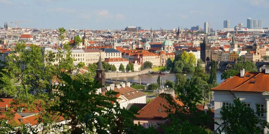 Ausblick auf die tschechische Hauptstadt Prag. (Symbolbild)