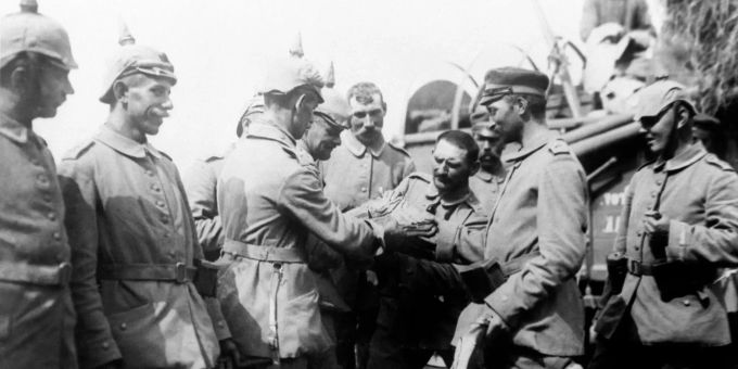 Was Passierte Mit Hitlers Leiche