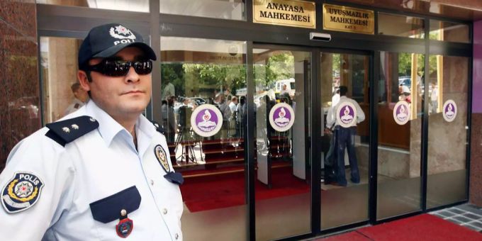 In Ankara - Lebenslange Haftstrafen wegen tödlichen Bombenanschlags