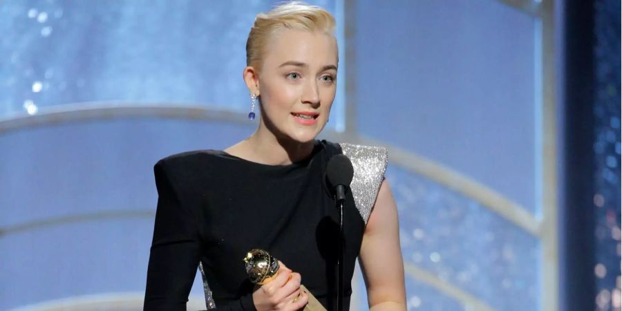 Saoirse Ronan wird als beste Schauspielerin geehrt.