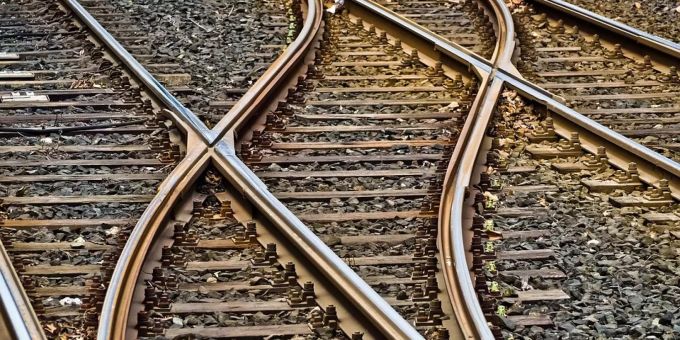 Die Gleisarbeiten sind fertig. (Symbolbild) Bahnnetz schweizerische bundesbahnen