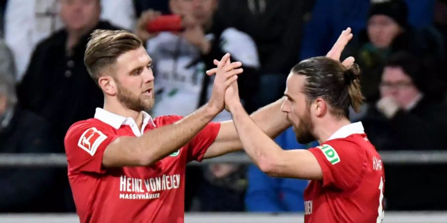 Martin Harnik (r.) erzielt das 1:0.