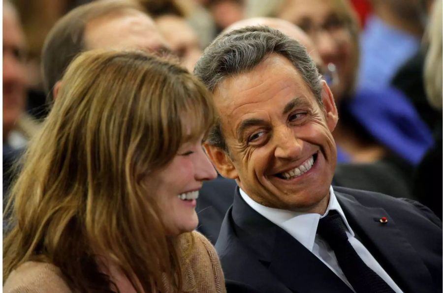 Das Ehepaar Bruni-Sarkozy ist nach 10 Jahren noch glücklich verheiratet.