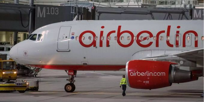 Nach 38 Jahren ist Schluss - Der letzte Air-Berlin-Flug ist gelandet