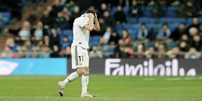 Lucas Vazquez muss mit Rot vom Platz bei der 0:2-Pleite gegen Real Sociedad. real