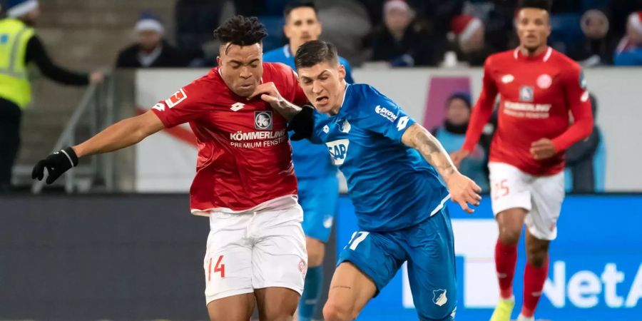 Steven Zuber im Dress von Hoffenheim.